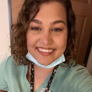 Meet your Posher, Celia